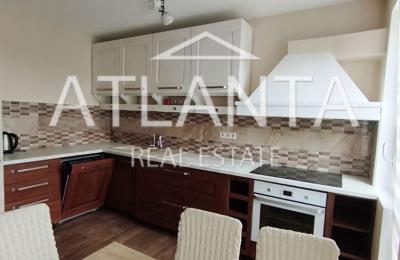 TOP location 2-bedroom apartment in Briz district + GARAGE option!