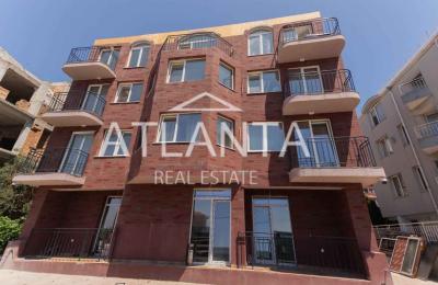 An entire apartment complex with sea view in Sveti Vlas is for sale!