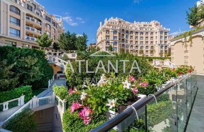 Луксозен двустаен апартамент в затворен комплекс  La Mer Residence в м-т Кабакум, Варна