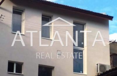 Small three-room apartment - Griecka-maxala Varna