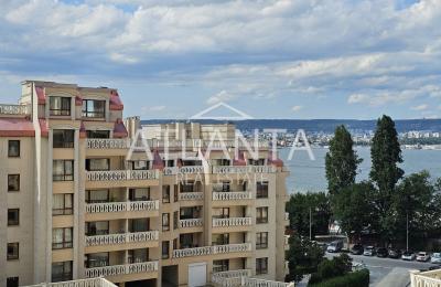 2-стаен апартамент с фронтална гледка море в престижния комплекс Varna South Bay Beach Residence - гр. Варна