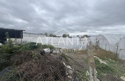Продава се голям парцел (6 973 м²) в м. Караман чеир, гр. Варна с ПУП