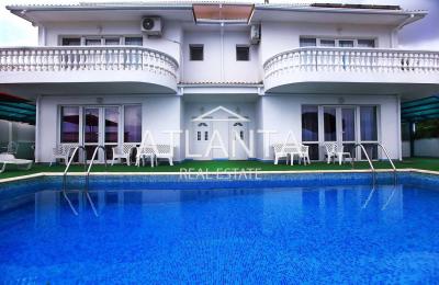 Detached luxury villa in Balchik